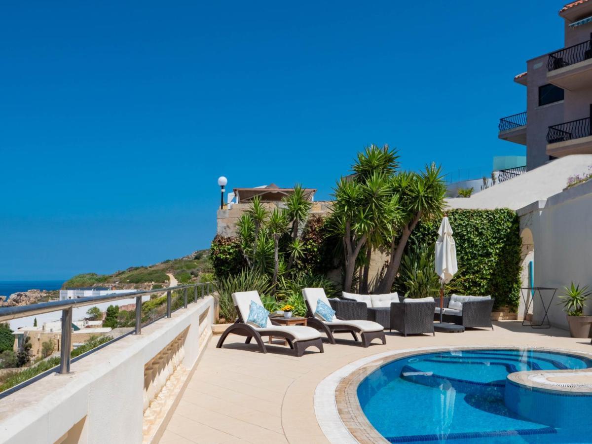 Villa Palma - Sunset Sea Views With Pool, Jacuzzi, Sauna And Games Room Mellieħa Exterior foto