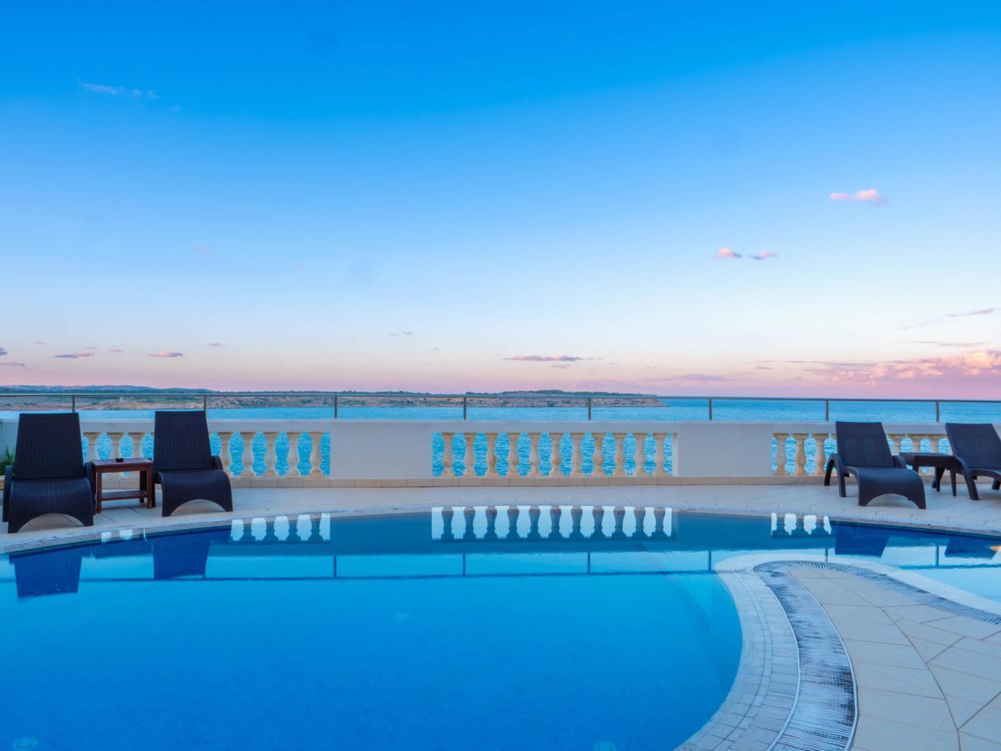 Villa Palma - Sunset Sea Views With Pool, Jacuzzi, Sauna And Games Room Mellieħa Exterior foto